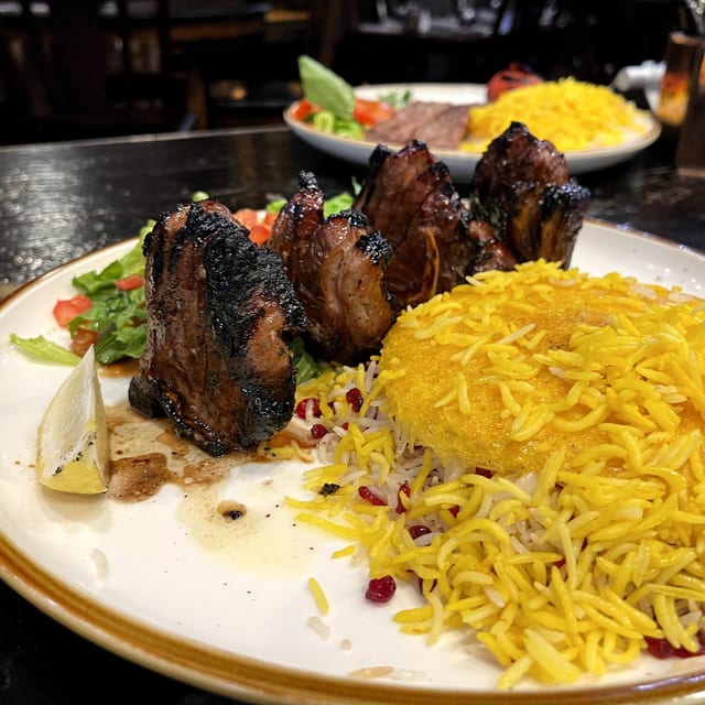 Chelokabaab Barreh Torsh (Sweet & Sour Lamb Chops).